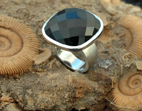 Onyx-Ring fac. 24mm